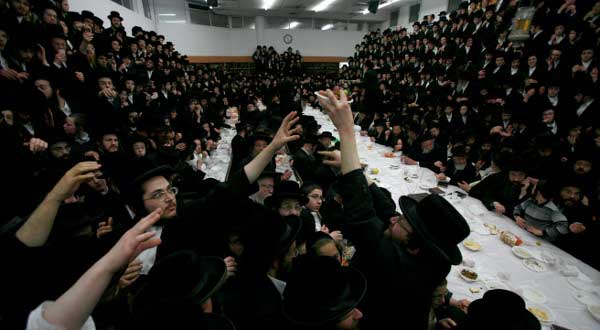 Reuters-Jerusalem-Jewish-Arbor-Day-Feast-ultra-orthodox-photog-Baz-Ratner