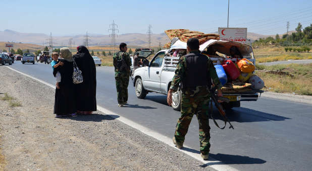 Iraqis fleeing Nineveh