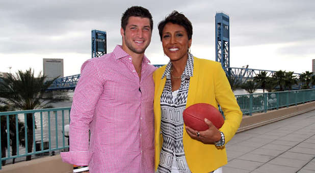 Tim Tebow and Robin Roberts