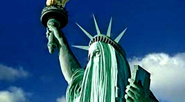 Muslim statue of liberty