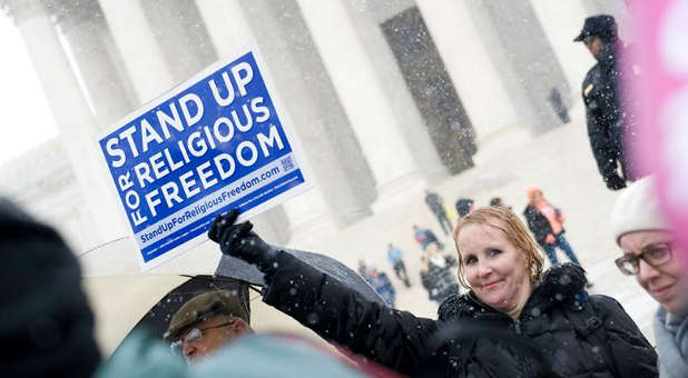 2014 us stand up for religious freedom snow