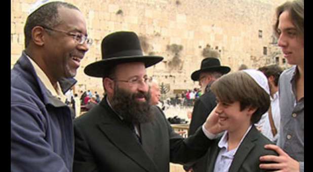 Ben Carson visited Israel and offered prayers for the Holy land.