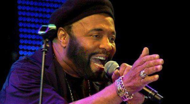 Andrae' Crouch