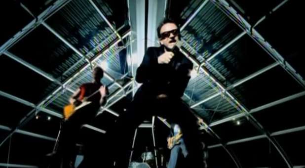 Bono U2 beautiful day