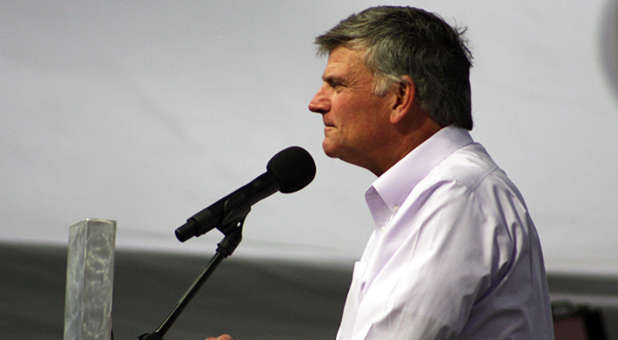 Franklin Graham is detailing the evils of the Islamic State.
