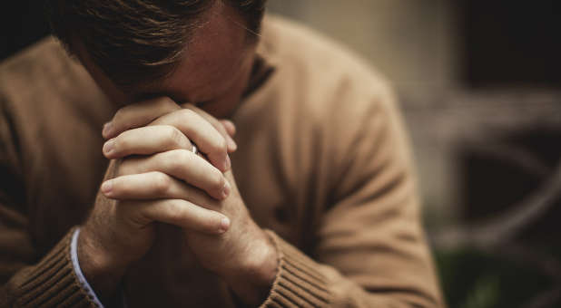 Here are some ways to enter into more effective, intimate personal prayer time with the Lord.