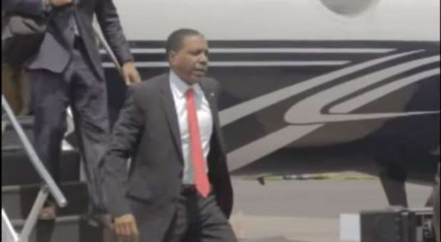 Creflo Dollar has canceled his campaign to fund a new jet.