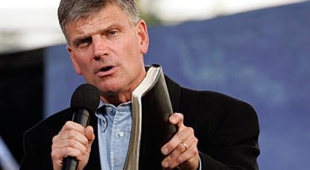 Franklin Graham has some bold words about respecting police lives.