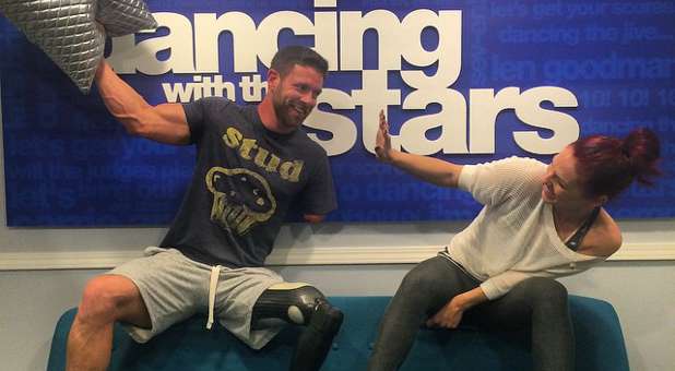 'Dancing With The Stars' Noah Galloway and dancing partner Sharna Burgess.