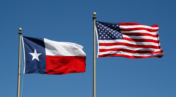 2015 politics TexasAndUSFlags 618px GovOfTXWebsite