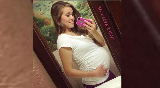 Jessa Seewald posted this picture of her baby belly.