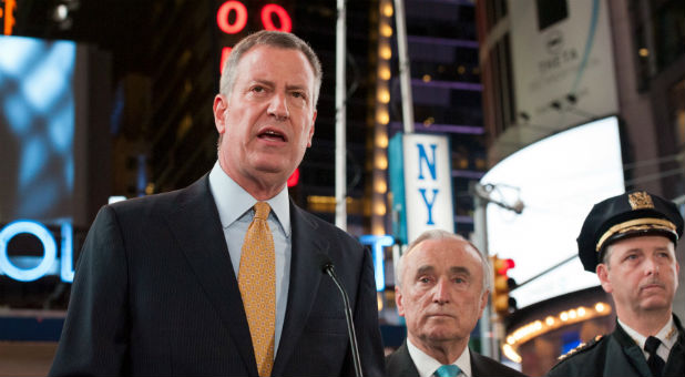 New York City Mayor Bill de Blasio says his residents will not live in fear.