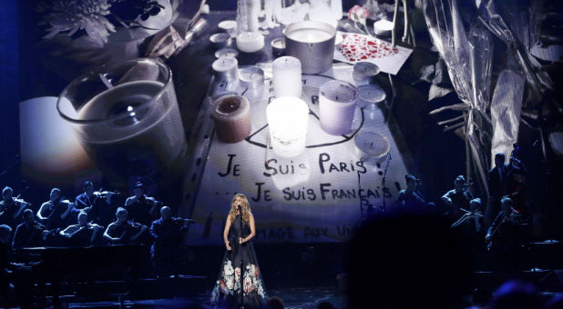 Celine Dion honors the victims of the Paris attacks.