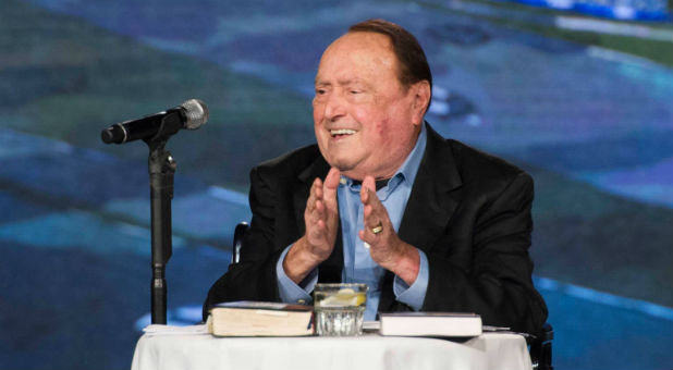 Morris Cerullo has plans to build a Bible resort in San Diego.