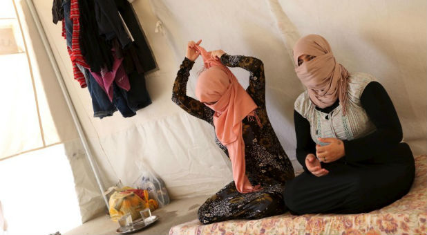 This pair of Yazidi sisters escaped the Islamic State.