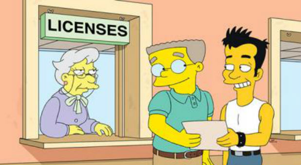 Homer Simpson (voice of Dan Castellaneta) decides to find Smithers a boyfriend.