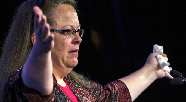 A federal lawsuit has been filed against Kentucky County Clerk Kim Davis for denying a man a license to marry his laptop computer.