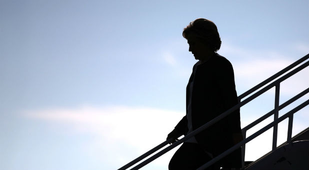 U.S. Democratic presidential nominee Hillary Clinton walks off her plane as she arrives in Burbank, Los Angeles