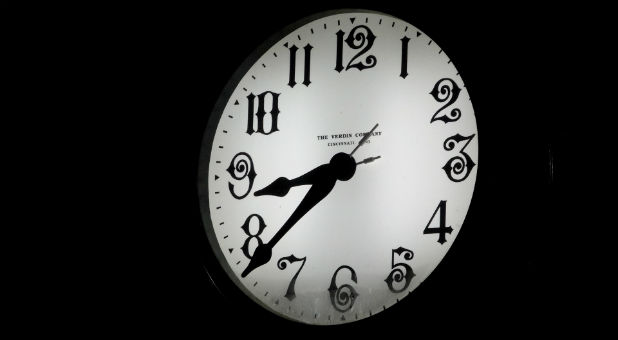 The International Earth Rotation and Reference Systems has deemed it necessary to insert a leap second on New Year's Eve. The goal is to bring the atomic clocks in sync with the earth's rhythm. Without a leap second, our time system would eventually blow up.