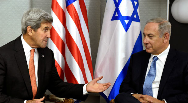 U.S. Secretary of State John Kerry meets with Israeli Prime Minister Benjamin Netanyahu