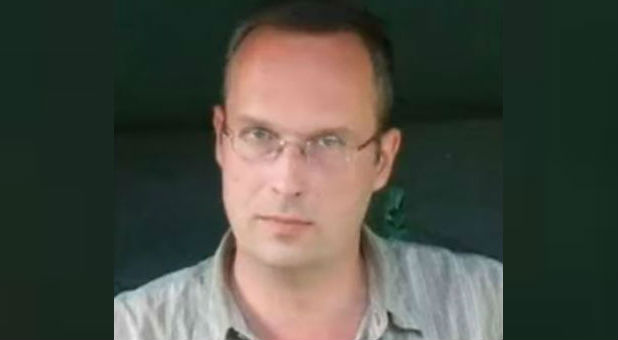 Professor Lars Maischak
