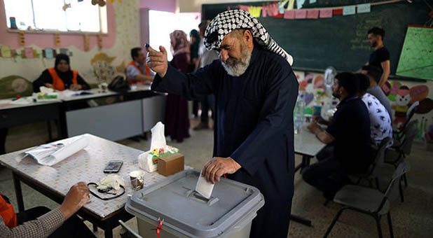 Palestinian Voting in Council Elections