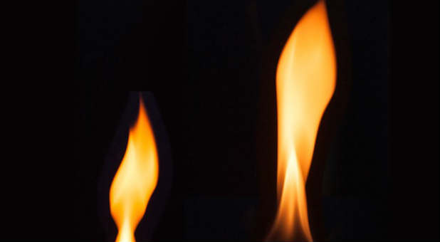 2017 05 kerosene lamp flame