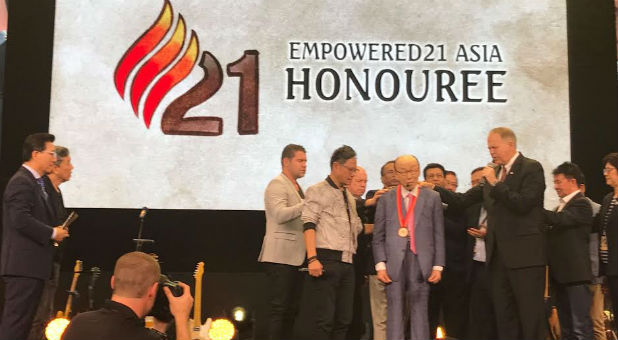 One of the many highlights of the three-day event has been recognition of iconic spirit-empowered leaders from the Asian region. Starting Thursday morning, six honorees selected by the E21 Asian Cabinet, were introduced and given the opportunity to address the delegates with a message of power, hope and encouragement.
