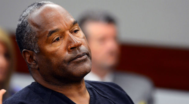 O.J. Simpson attends an evidentiary hearing in Clark County District Court in Las Vegas, Nevada, May 17, 2013.