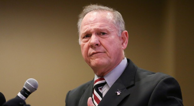All eyes are on Alabama as the controversial senate race between Republican Roy Moore and Democrat Doug Jones quickly comes to a close.