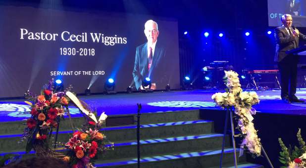 2018 blogs Strang Report cecil wiggins funeral