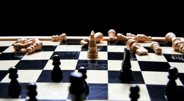 2018 blogs Prophetic Insight chess board