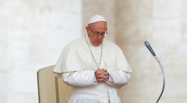 2018 10 Reuters Pope Francis Prayer