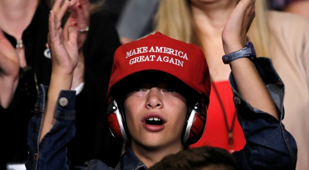 Supporters of U.S. President Donald Trump attend a rally in Springfield, Missouri, Sept. 21, 2018.