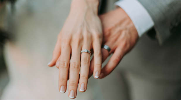 2019 02 wedding rings