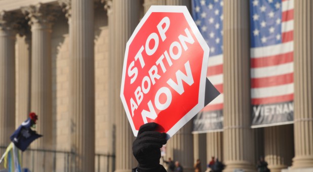 2019 04 Abortion stop sign