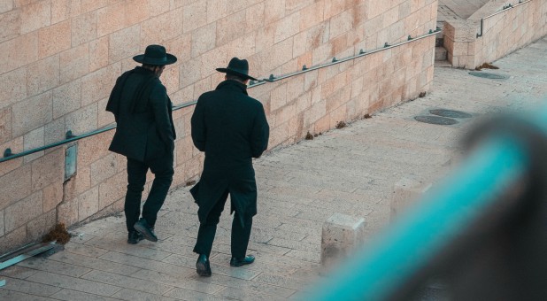 2019 06 Orthodox Jews 2