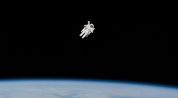 2019 11 astronaut space