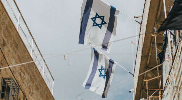 2020 01 Israeli flags