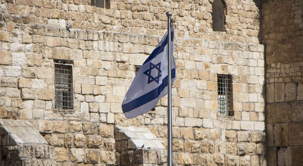 2020 07 Joshua Israel flag