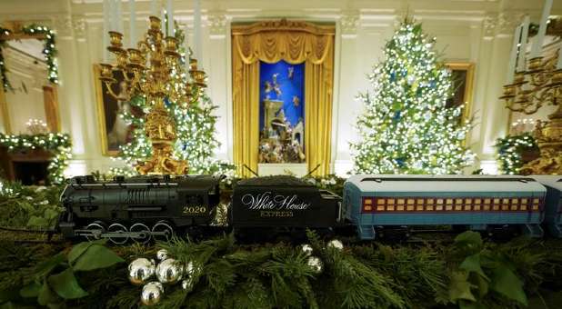 images White House Christmas Reuters