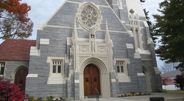 2021 4 Maine church