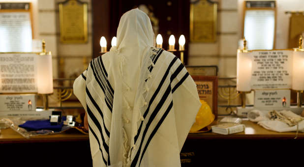 Orthodox Jew in synagogue at Yom Kippur