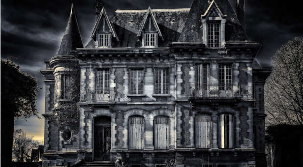 2021 10 Haunted house