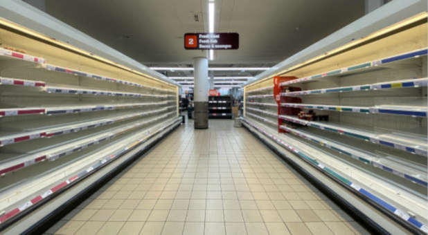2021 11 Empty supermarket