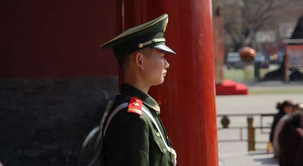 2021 12 chinese soldier brian matangelo unsplash