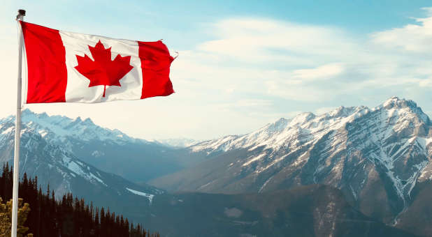 2022 2 Canada flag