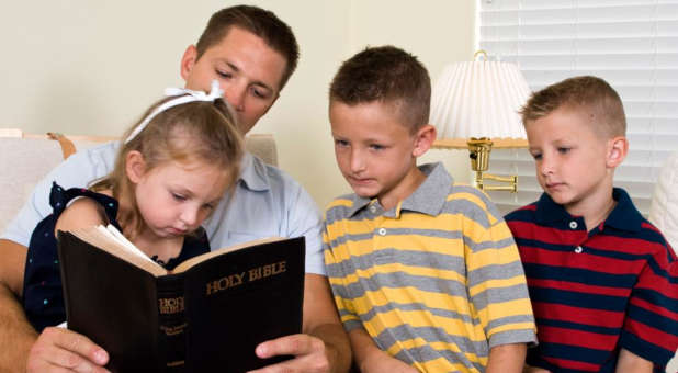 2022 5 Family Bible