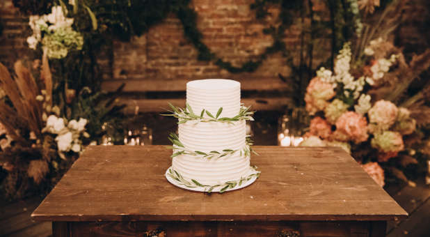 2022 10 Wedding Cake