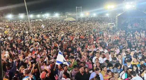 Hundreds of thousands worship God in Nicaragua